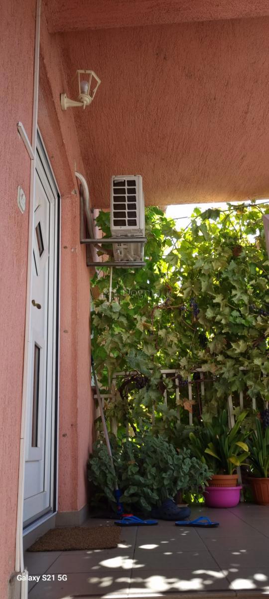 Casa Borovo Naselje, Vukovar, 270m2