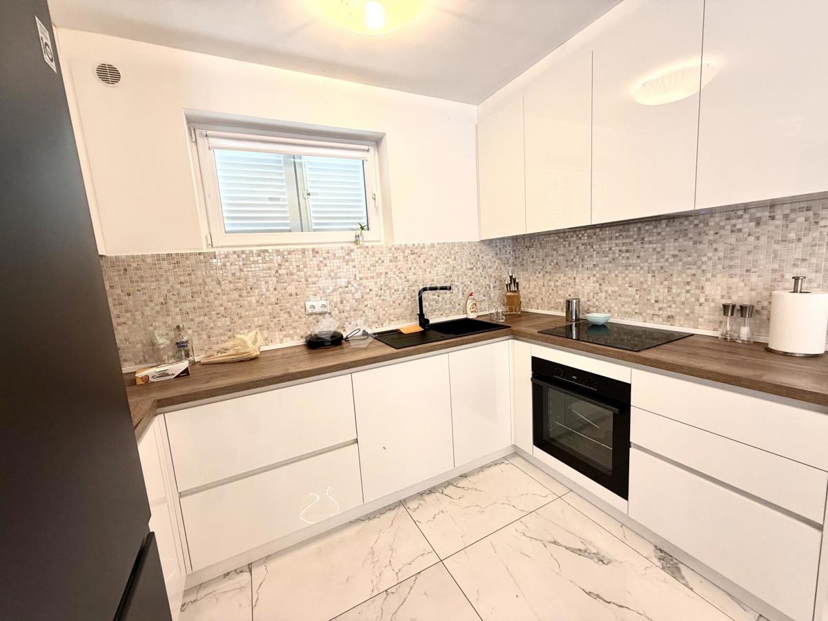 Casa Dramalj, Crikvenica, 205m2