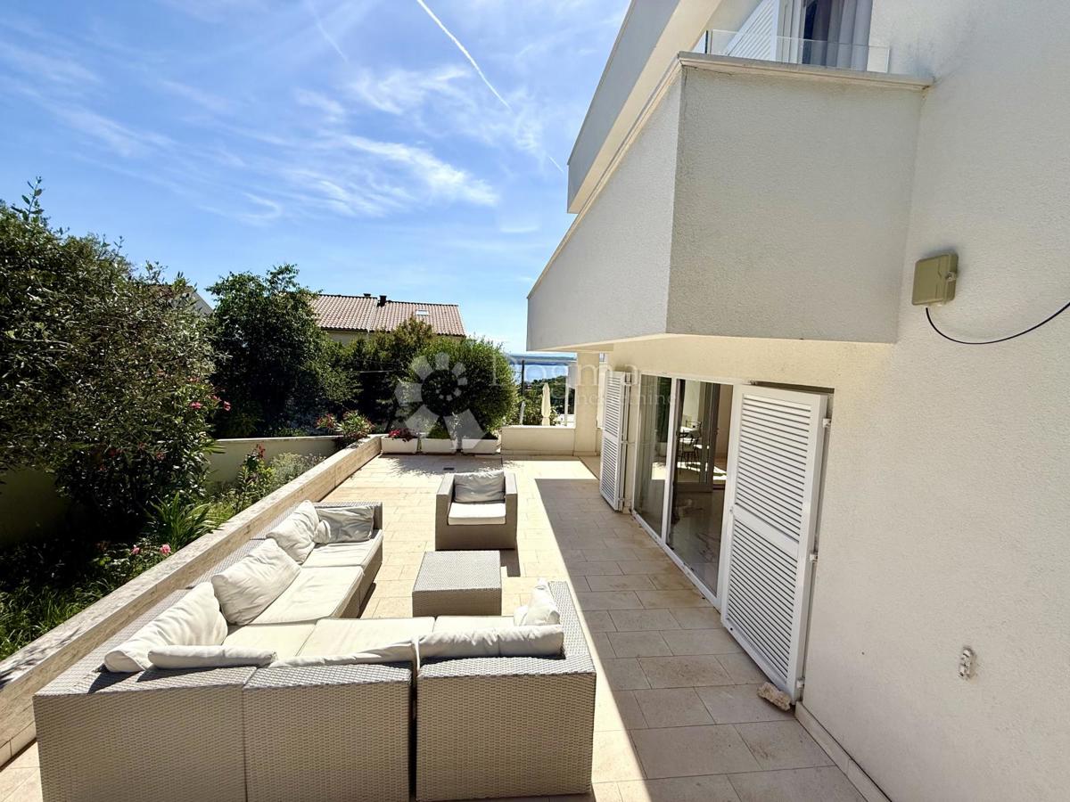 Casa Dramalj, Crikvenica, 205m2