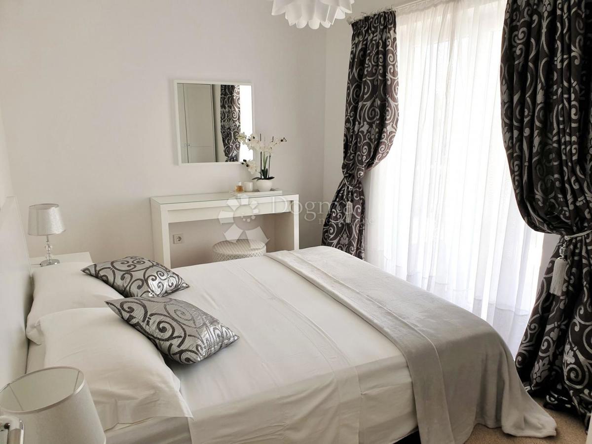 Casa Dramalj, Crikvenica, 205m2