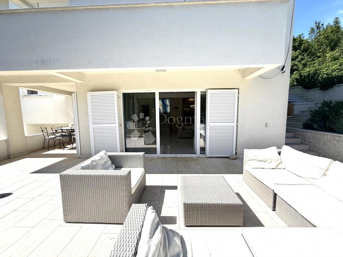 Casa Dramalj, Crikvenica, 205m2