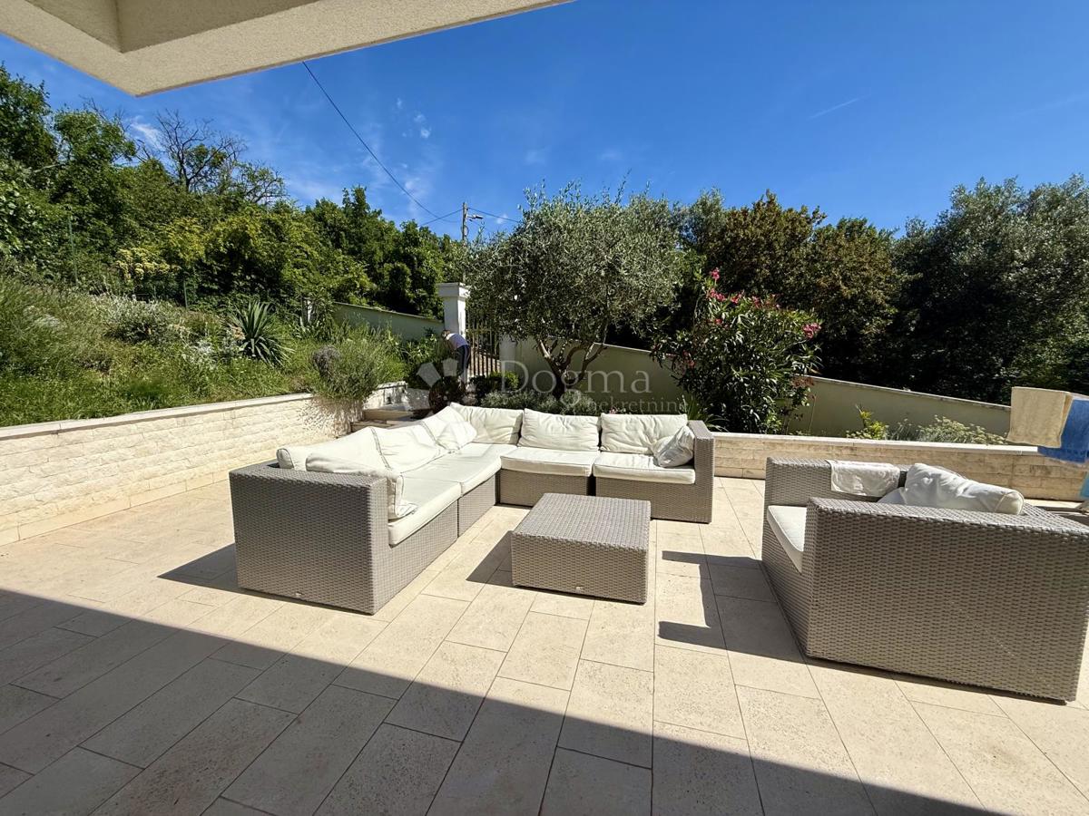 Casa Dramalj, Crikvenica, 205m2