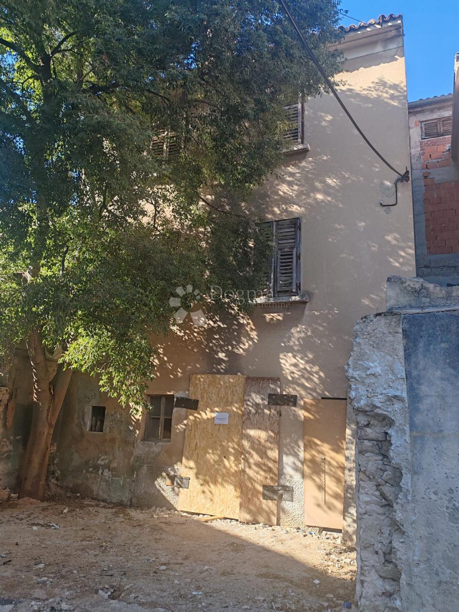 Allogio Gorica, Šibenik, 140m2