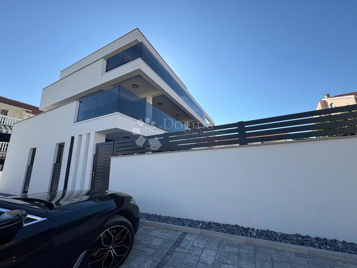 Allogio Škrapavac, Privlaka, 213,17m2