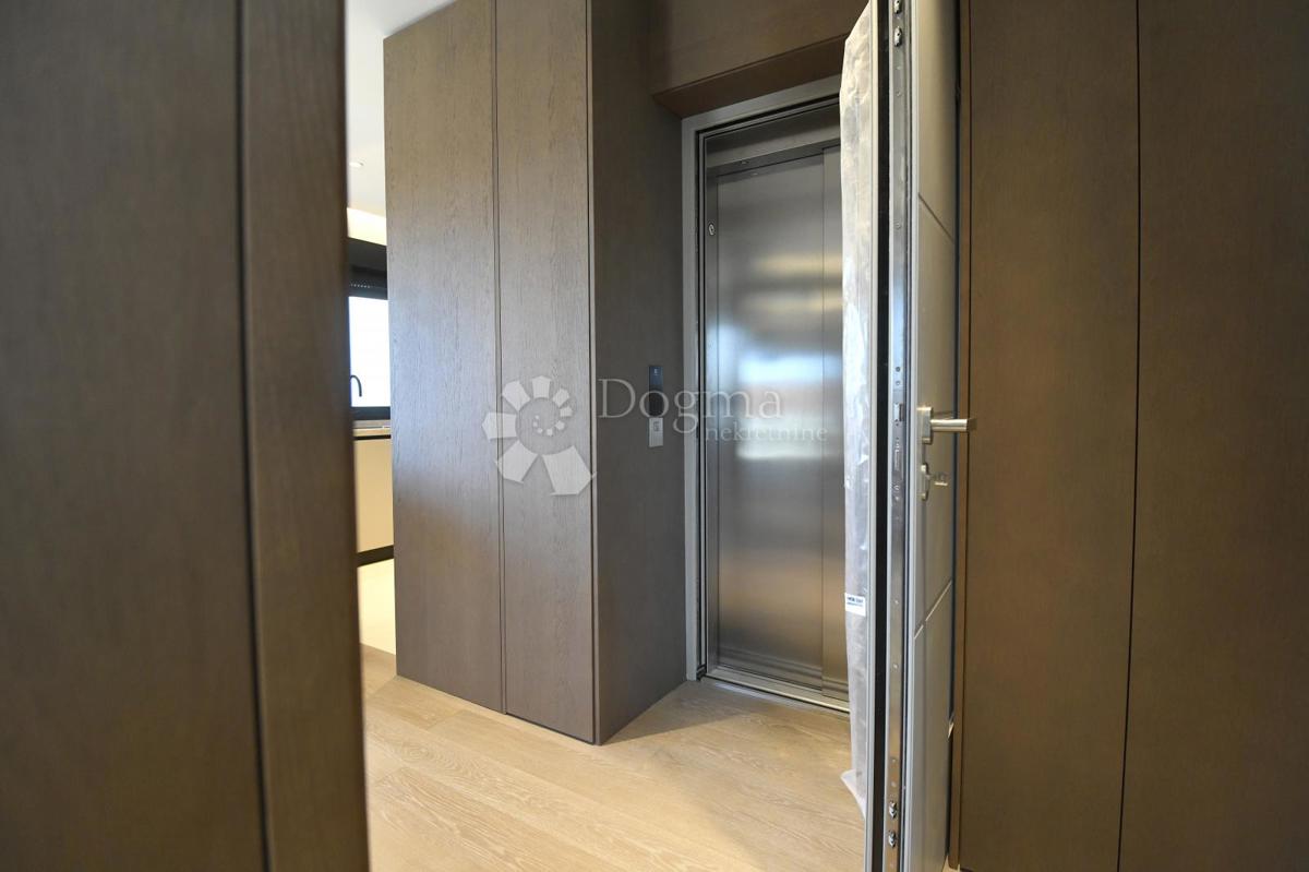 Appartamento Zaton, Nin, 191,10m2