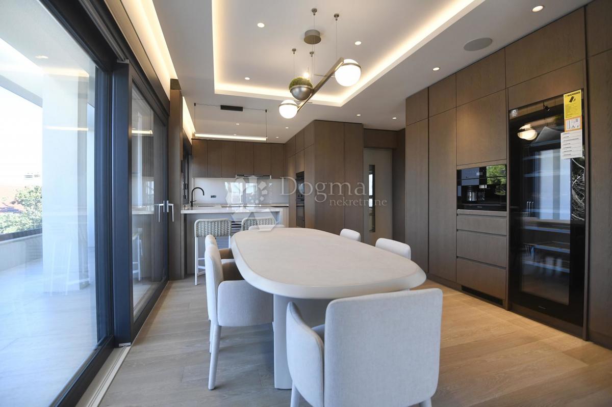 Appartamento Zaton, Nin, 191,10m2