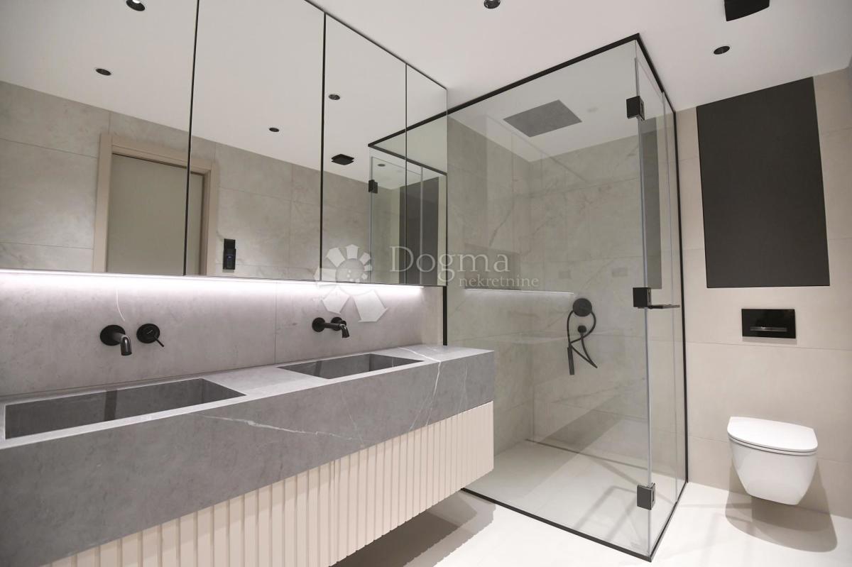 Appartamento Zaton, Nin, 191,10m2