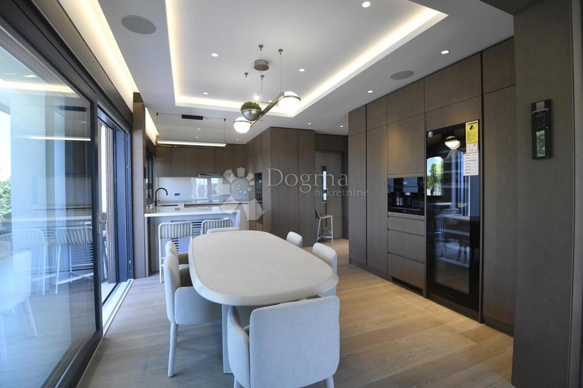 Appartamento Zaton, Nin, 191,10m2
