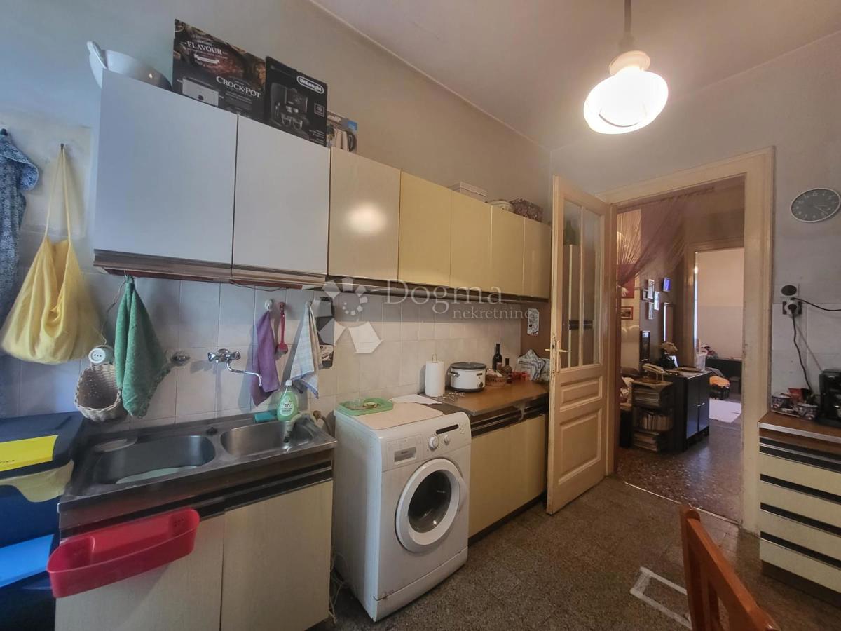 Allogio Centar, Pula, 67,75m2