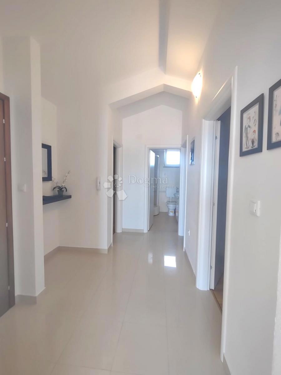 Allogio Ližnjan, 147,34m2