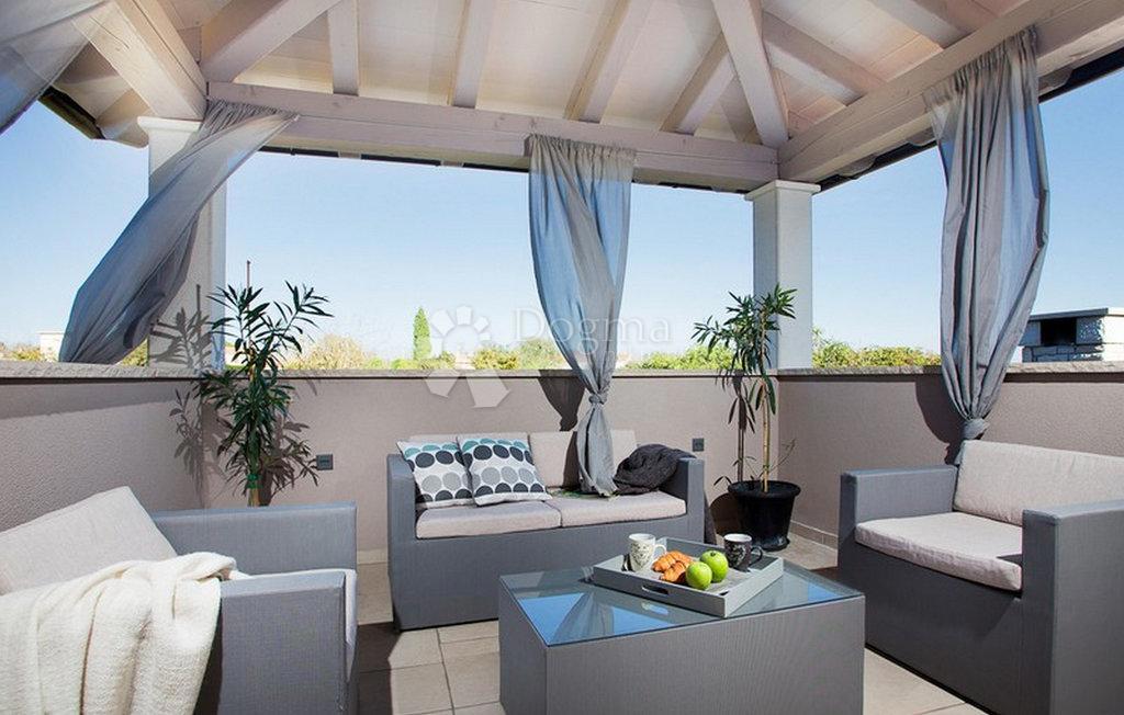 Casa Divšići, Marčana, 220m2