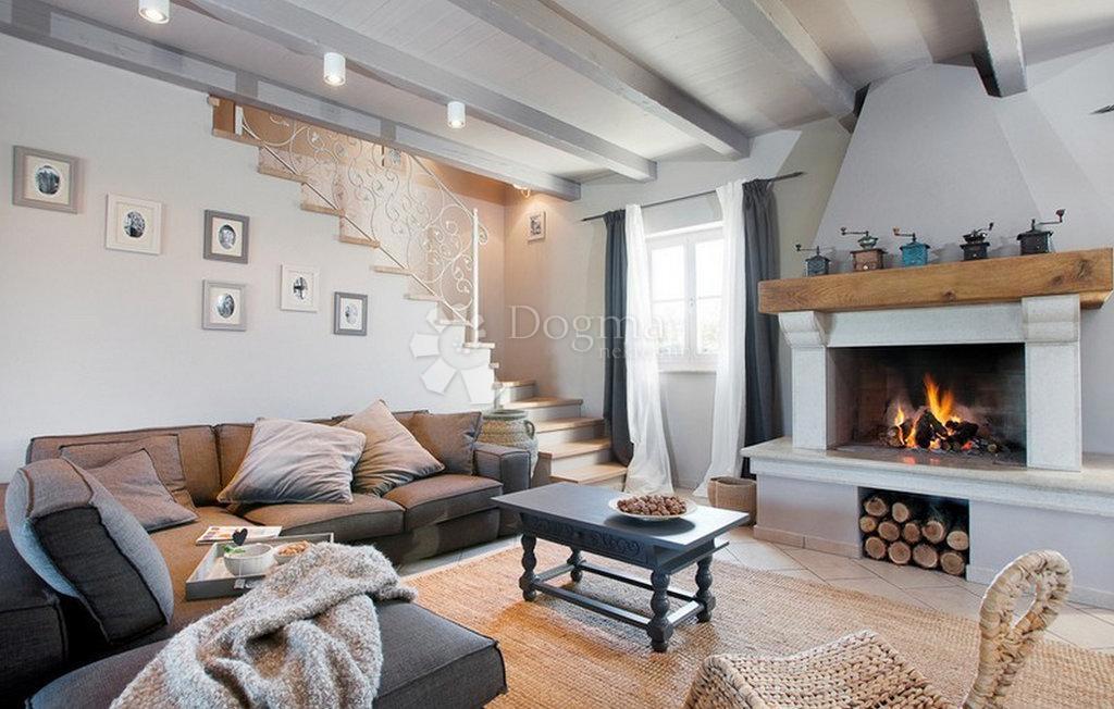 Casa Divšići, Marčana, 220m2