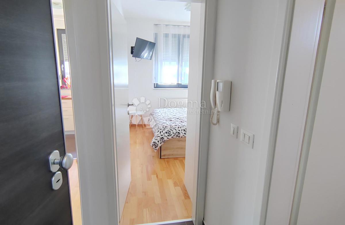 Allogio Lukšić, Črnomerec, 44m2