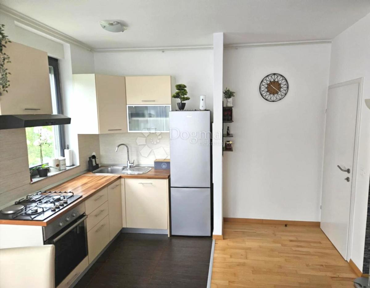 Allogio Lukšić, Črnomerec, 44m2