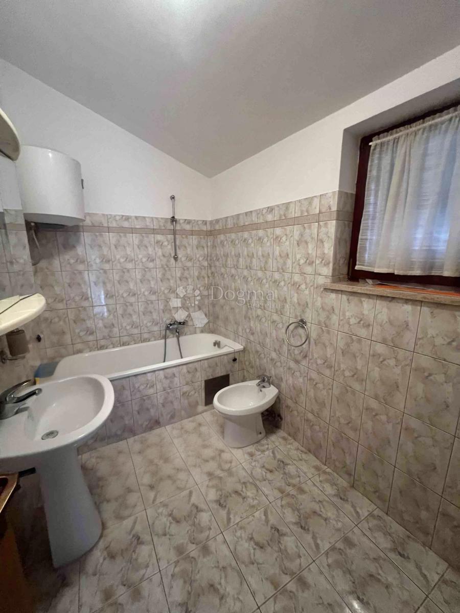 Casa Cokuni, Marčana, 131m2