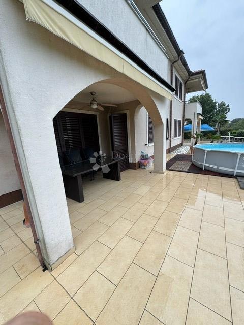 Appartamento Pinezići, Krk, 72,57m2