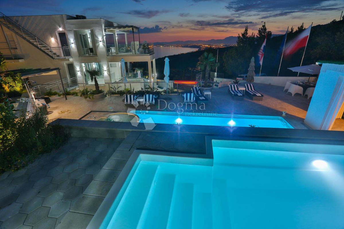 Casa Podstrana, 400m2