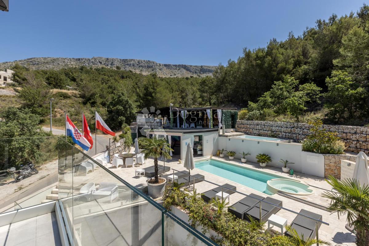 Casa Podstrana, 400m2