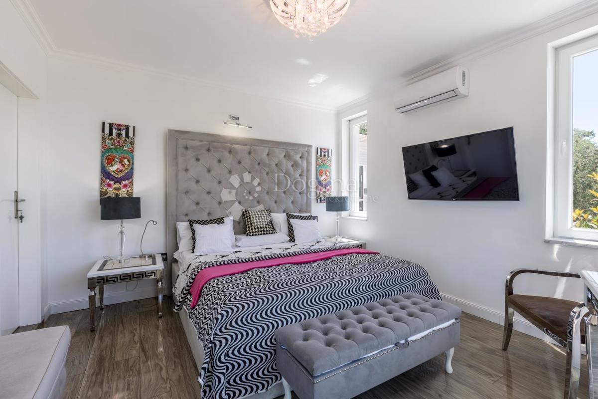 Casa Podstrana, 400m2