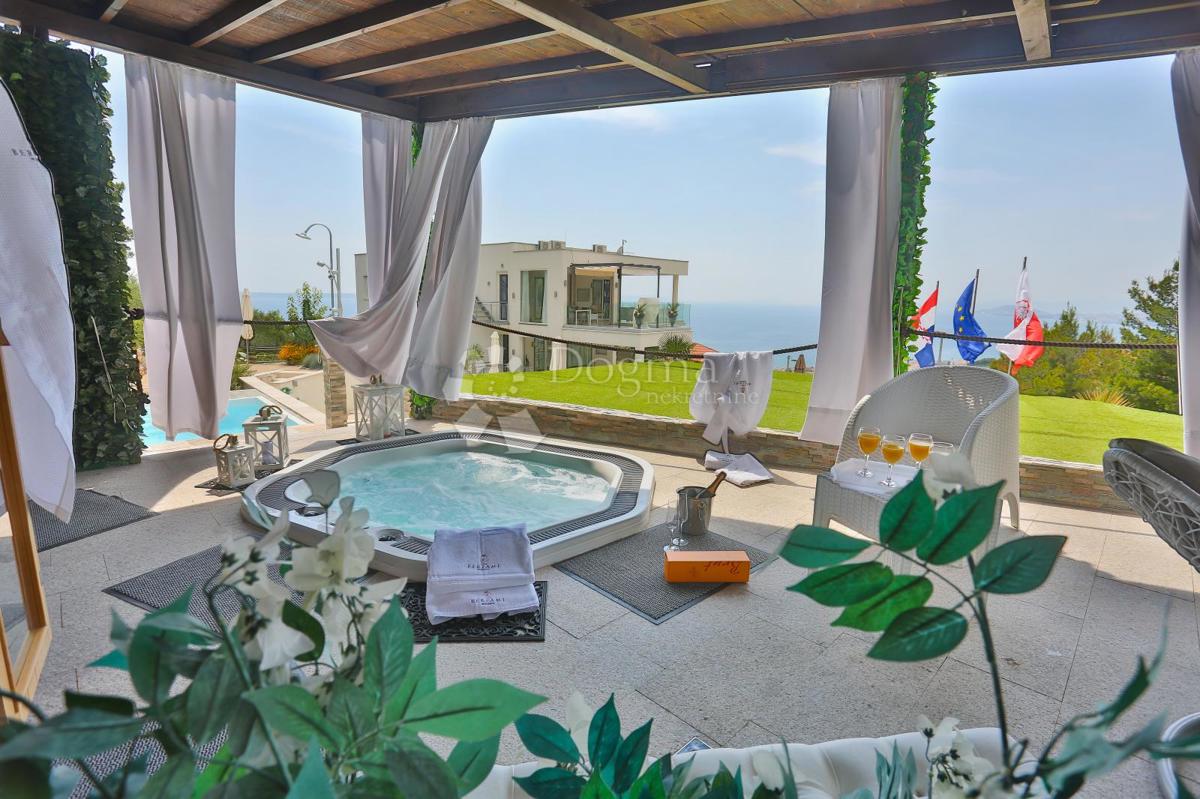 Casa Podstrana, 400m2