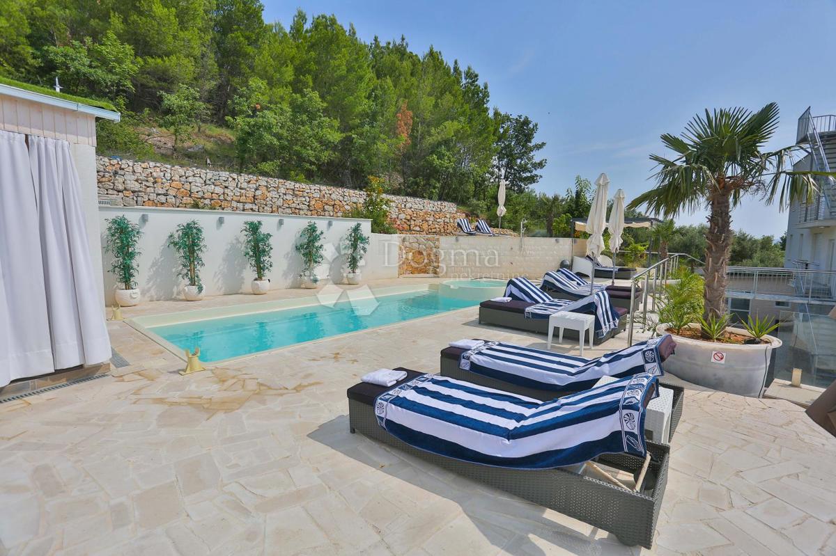 Casa Podstrana, 400m2