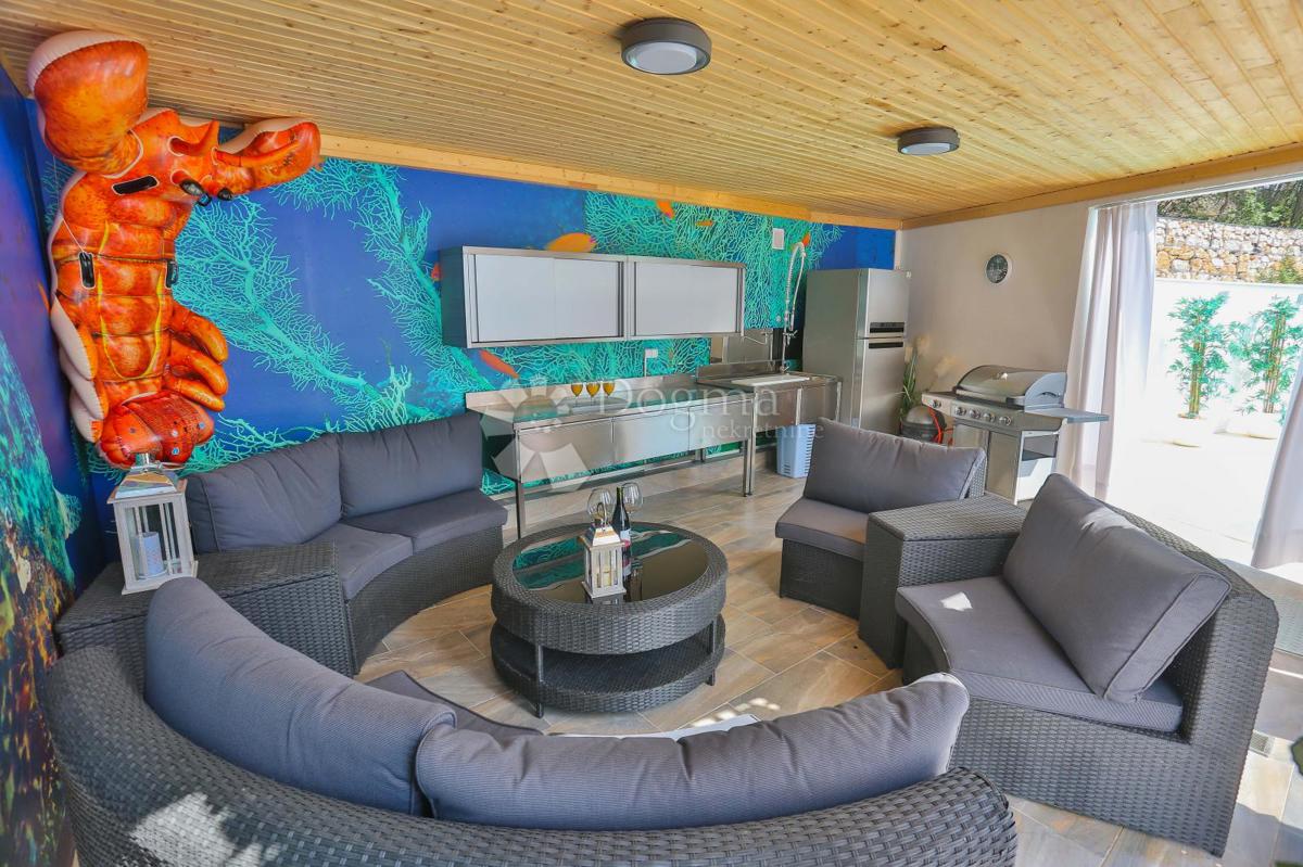 Casa Podstrana, 400m2