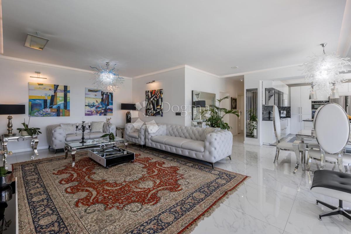 Casa Podstrana, 400m2