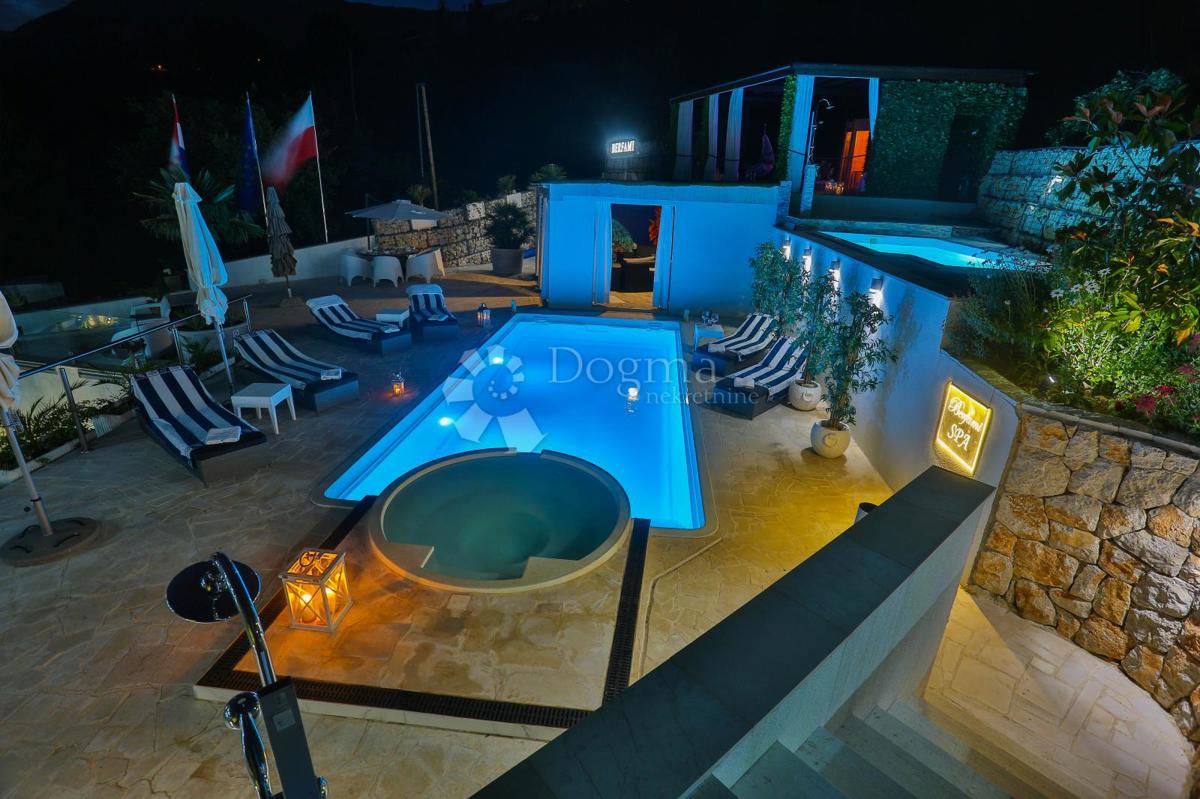 Casa Podstrana, 400m2