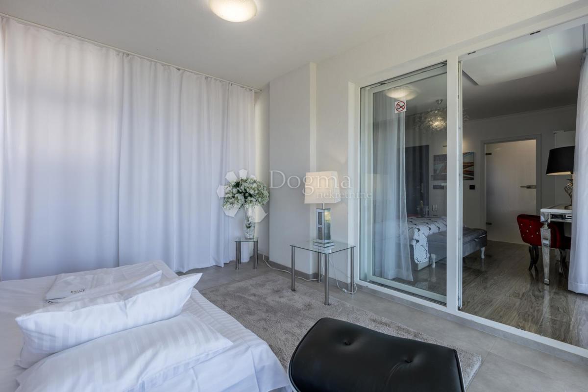 Casa Podstrana, 400m2