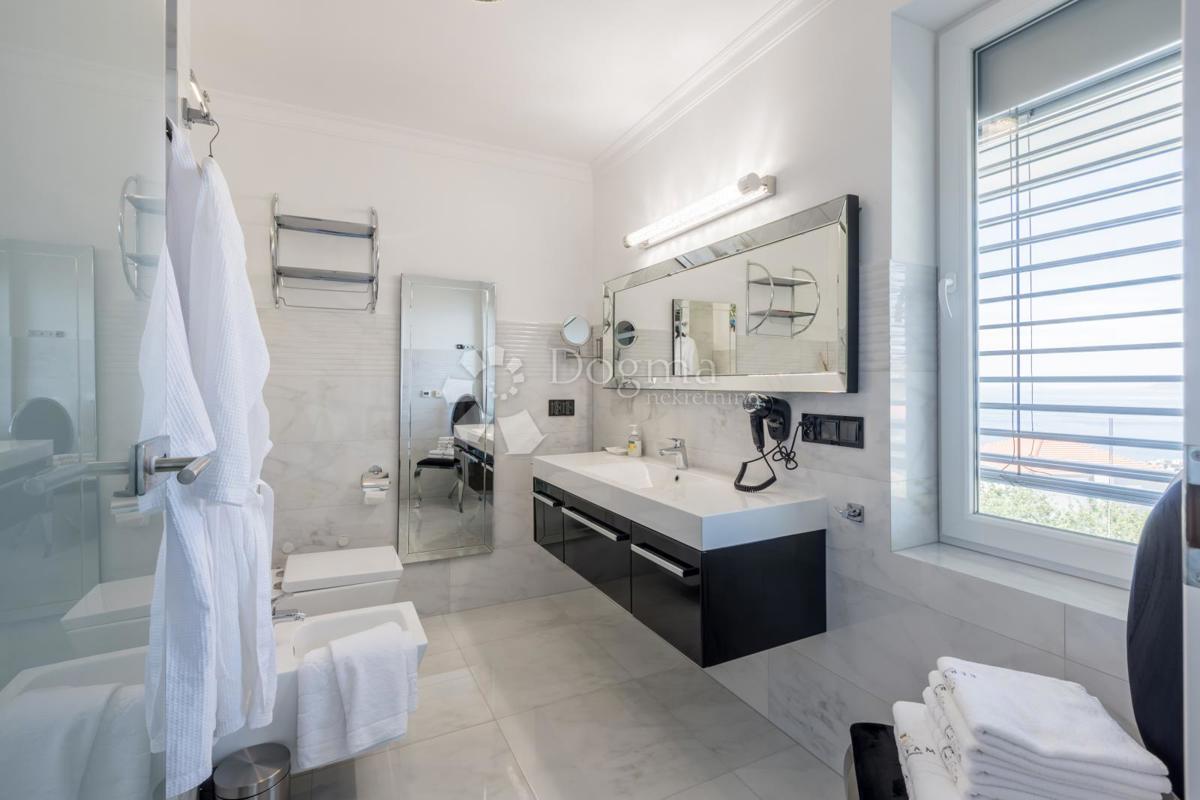 Casa Podstrana, 400m2