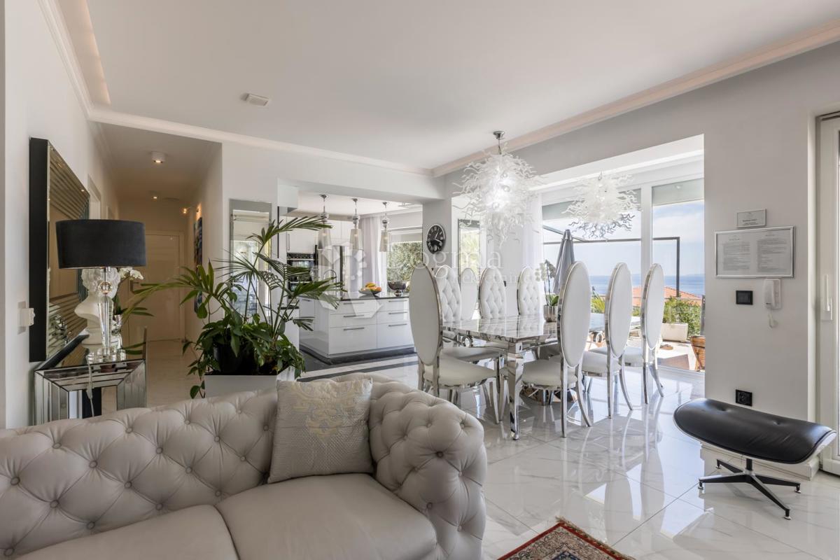 Casa Podstrana, 400m2