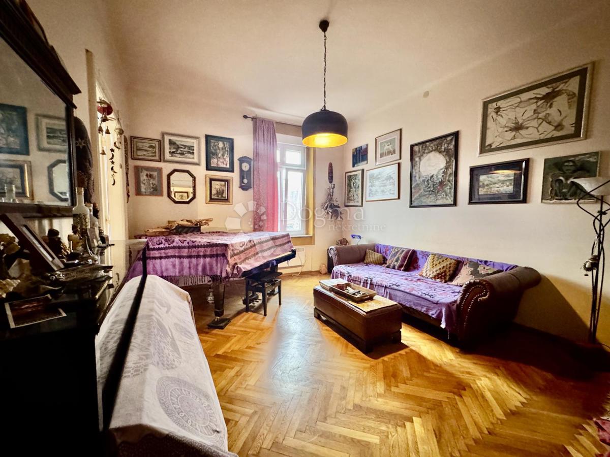 Allogio Centar, Rijeka, 87,65m2