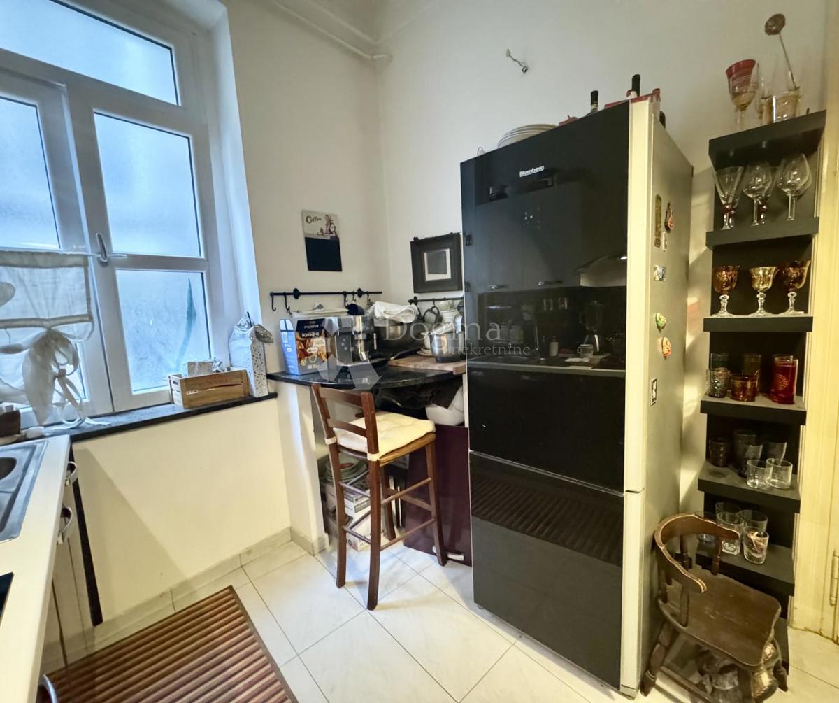 Allogio Centar, Rijeka, 87,65m2