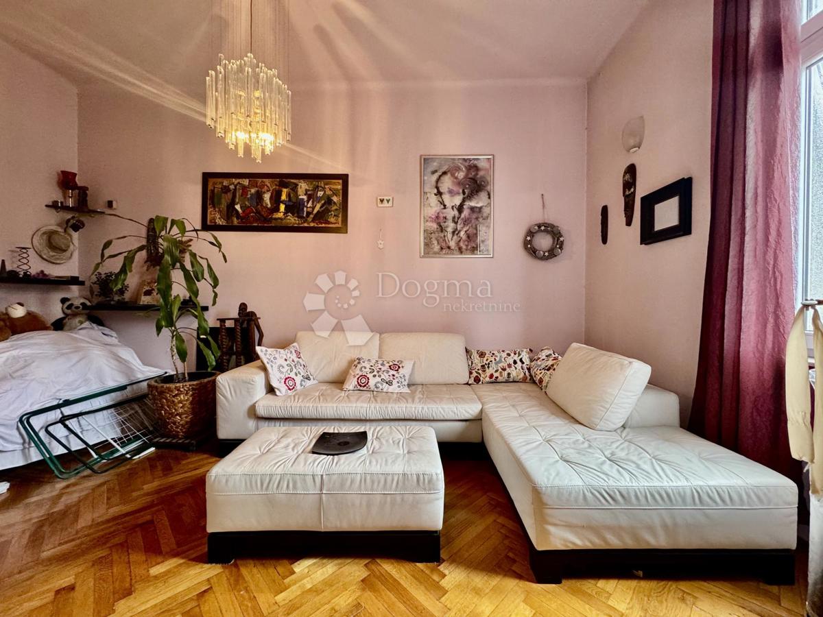 Allogio Centar, Rijeka, 87,65m2