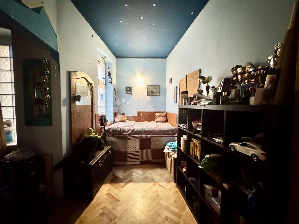 Allogio Centar, Rijeka, 87,65m2