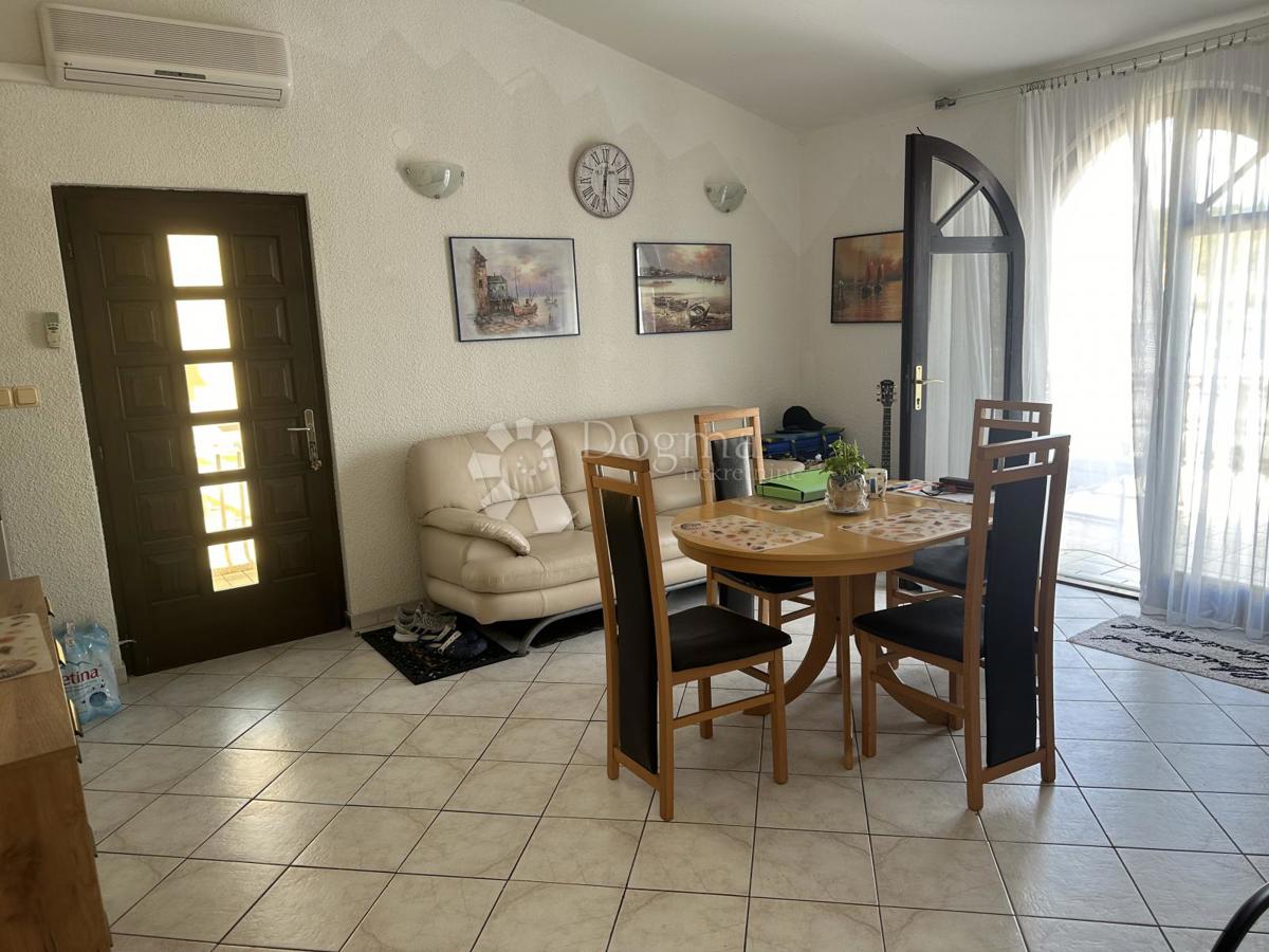 Allogio Jezera, Tisno, 93m2