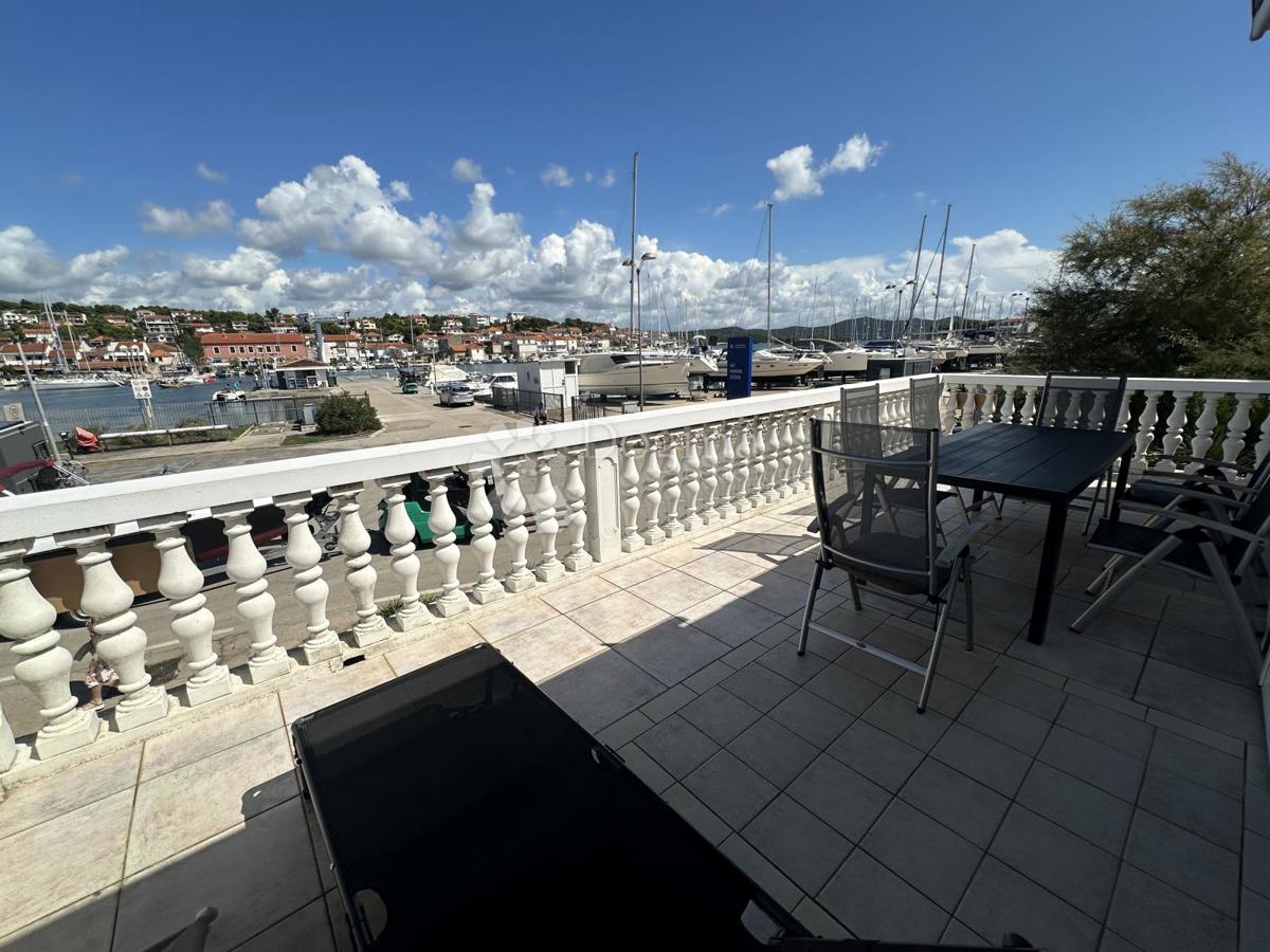 Allogio Jezera, Tisno, 93m2