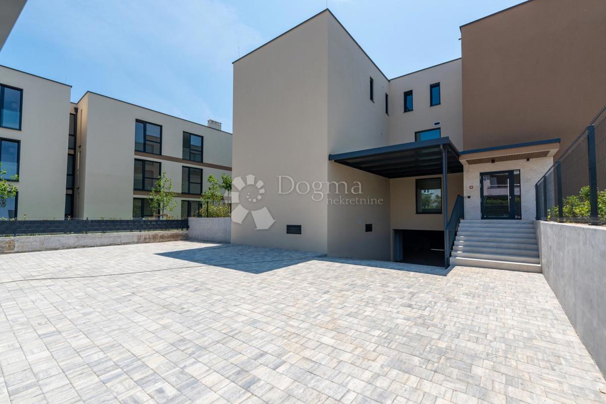 Allogio Novigrad, 253,10m2