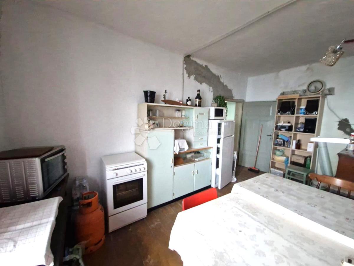 Casa Tuk, Vrbovsko, 200m2