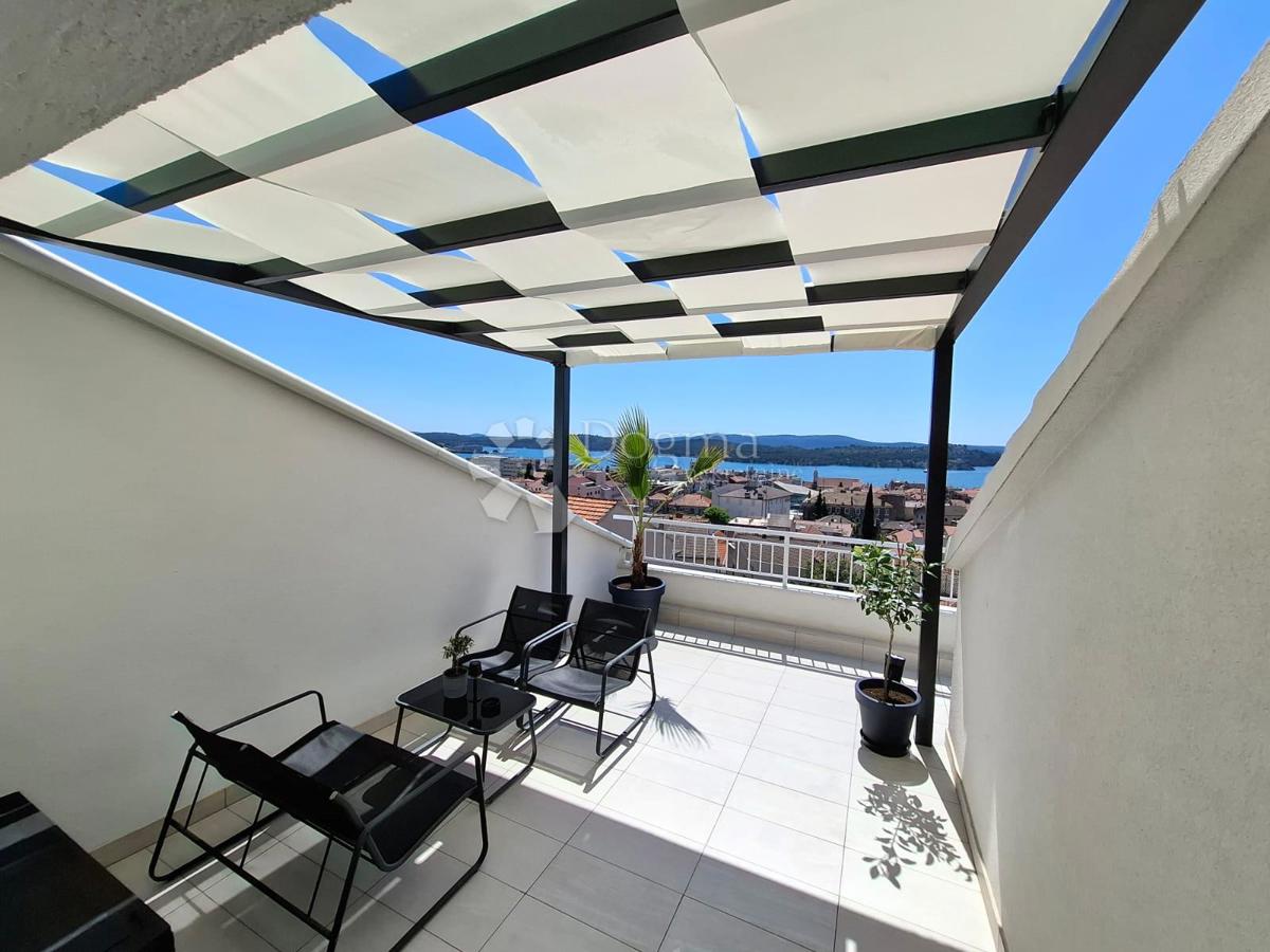 Allogio Varoš, Šibenik, 64m2