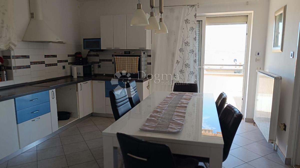 Appartamento Novi Vinodolski, 120m2