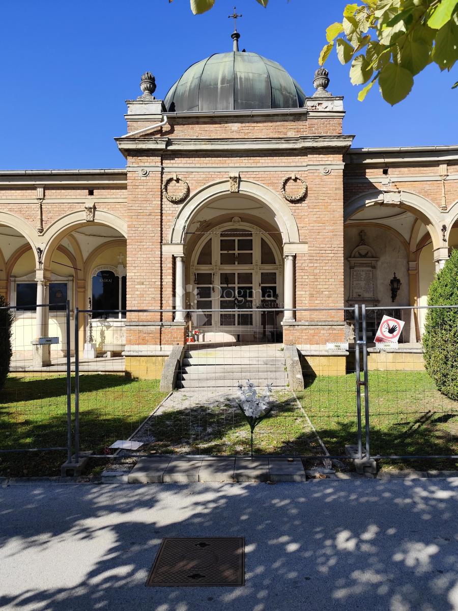 Tomba Gornji grad, Gornji Grad - Medveščak, 4m2