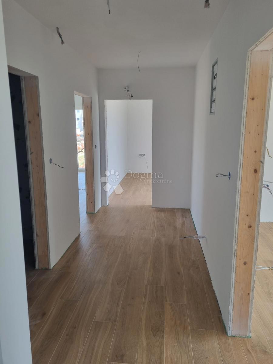 VILLA MODERNA CON PISCINA A SFIORO - Pola/Štinjan