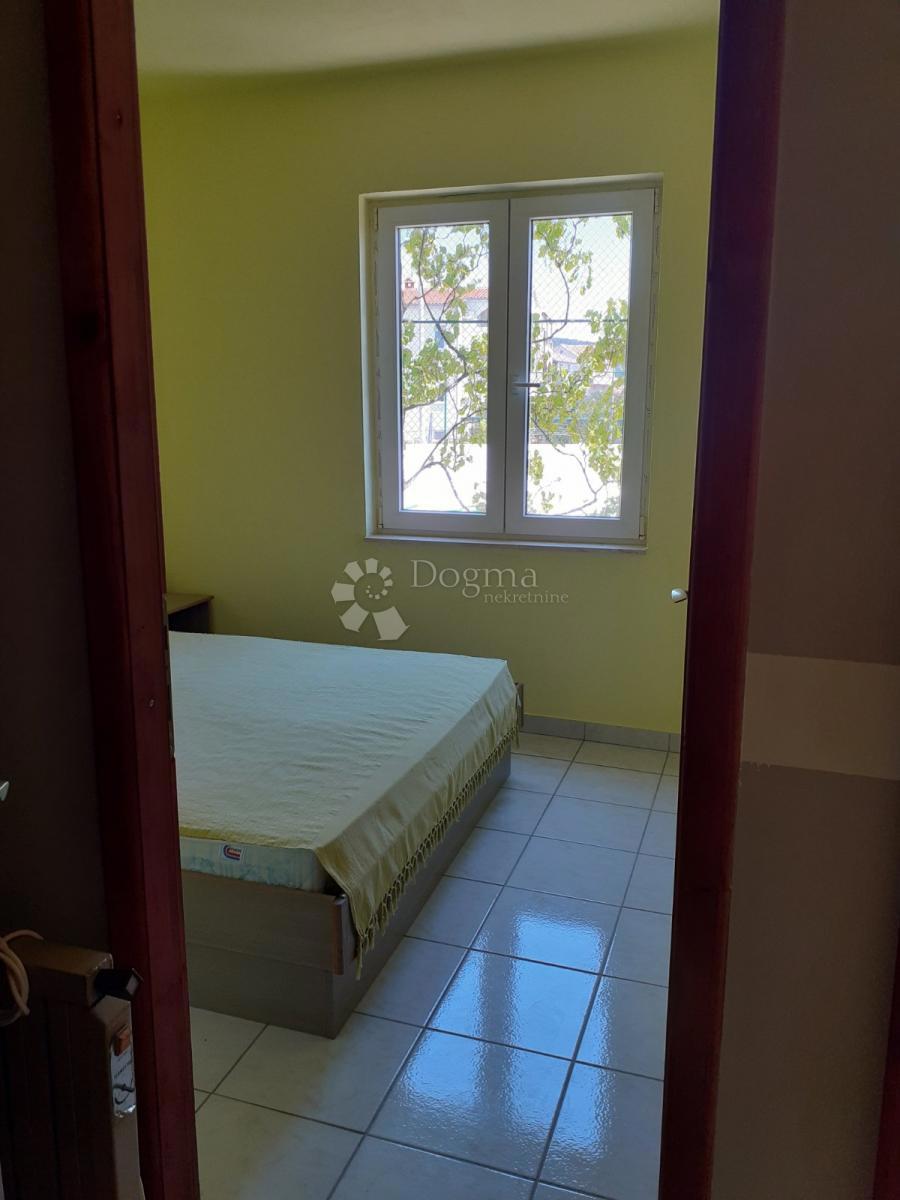 Allogio Okrug Gornji, Okrug, 32,76m2