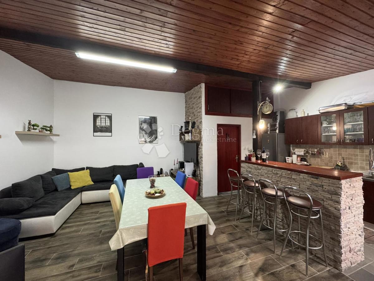 Allogio Centar, Bjelovar, 125m2