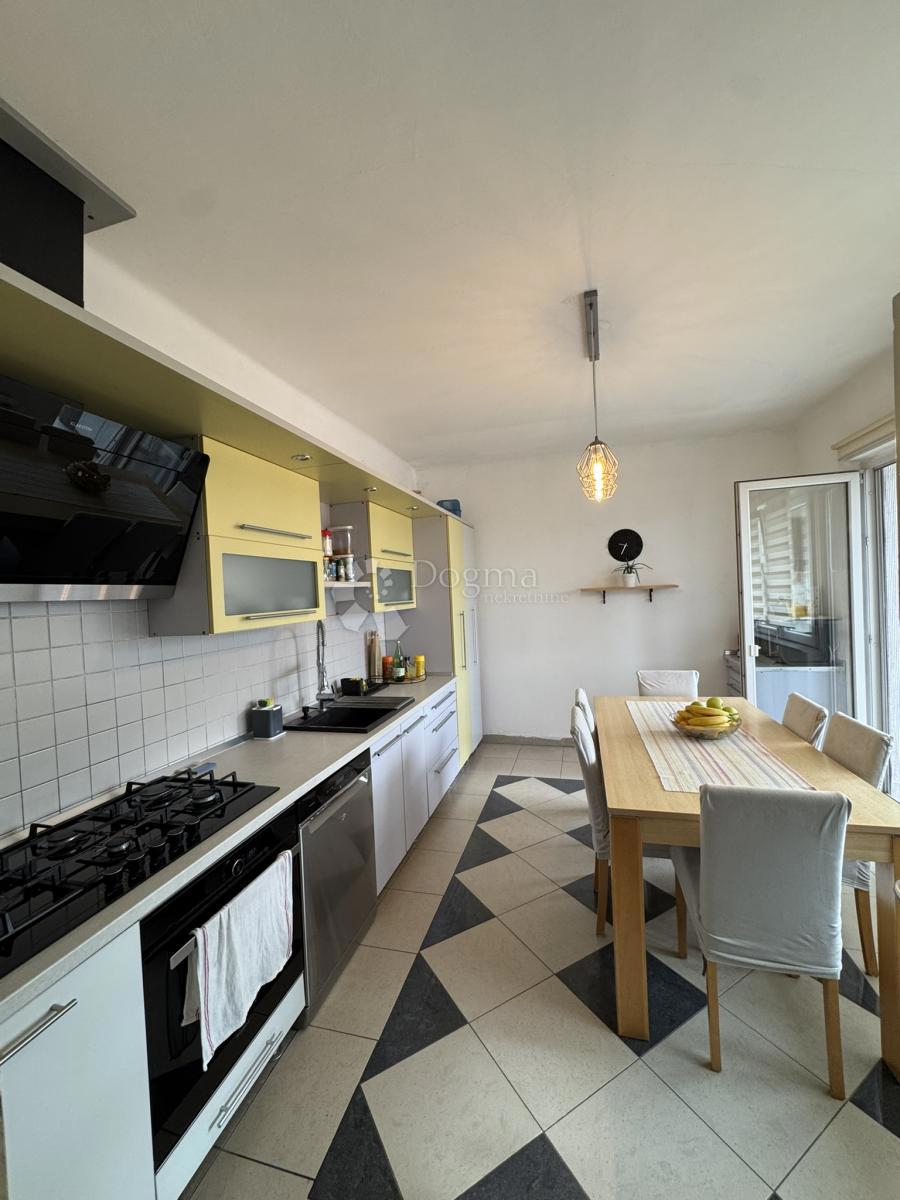 Allogio Centar, Bjelovar, 125m2