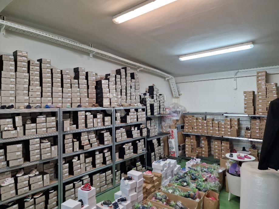 Locale commerciale Špansko, Stenjevec, 167m2