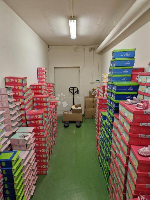 Locale commerciale Špansko, Stenjevec, 167m2