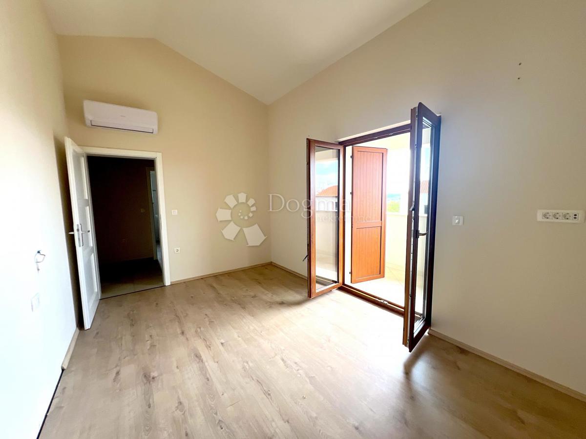 Casa Kaštelir, Kaštelir-Labinci, 190m2