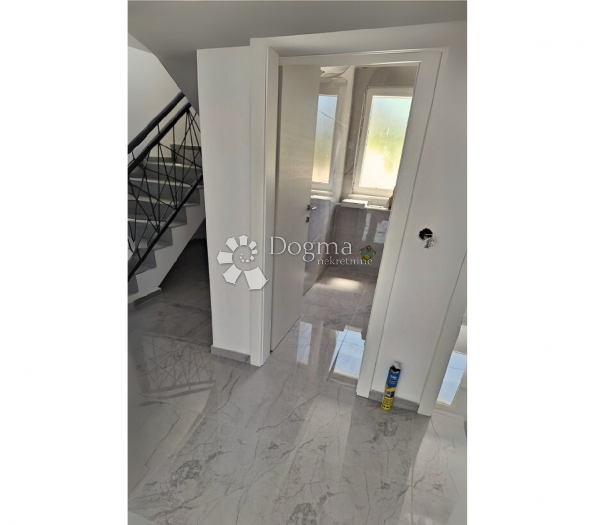 Residenza Moderna sul Mare con Vista Mozzafiato